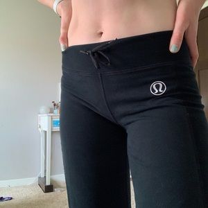 LULULEMON SWEATPANTS